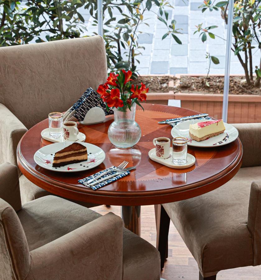 Nova Plaza Park Hotel Istanbul Bagian luar foto