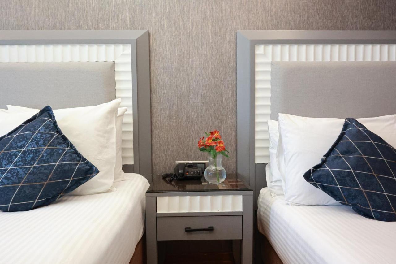 Nova Plaza Park Hotel Istanbul Bagian luar foto