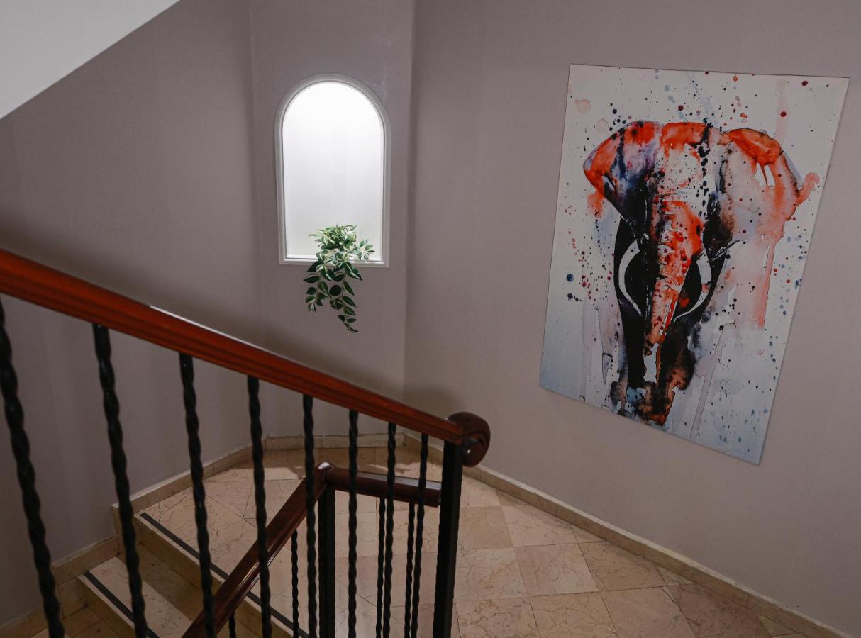 Nova Plaza Park Hotel Istanbul Bagian luar foto
