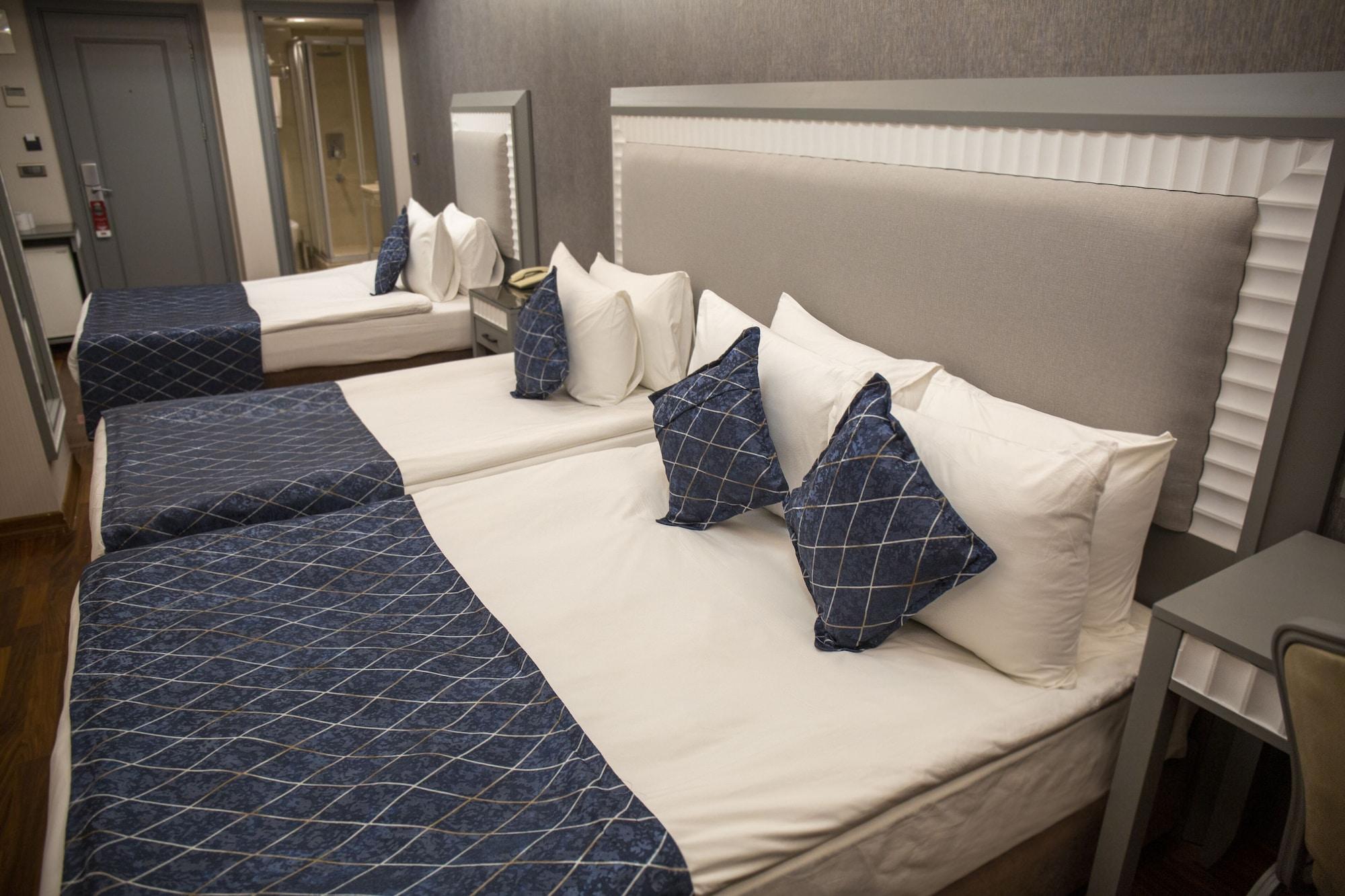 Nova Plaza Park Hotel Istanbul Bagian luar foto